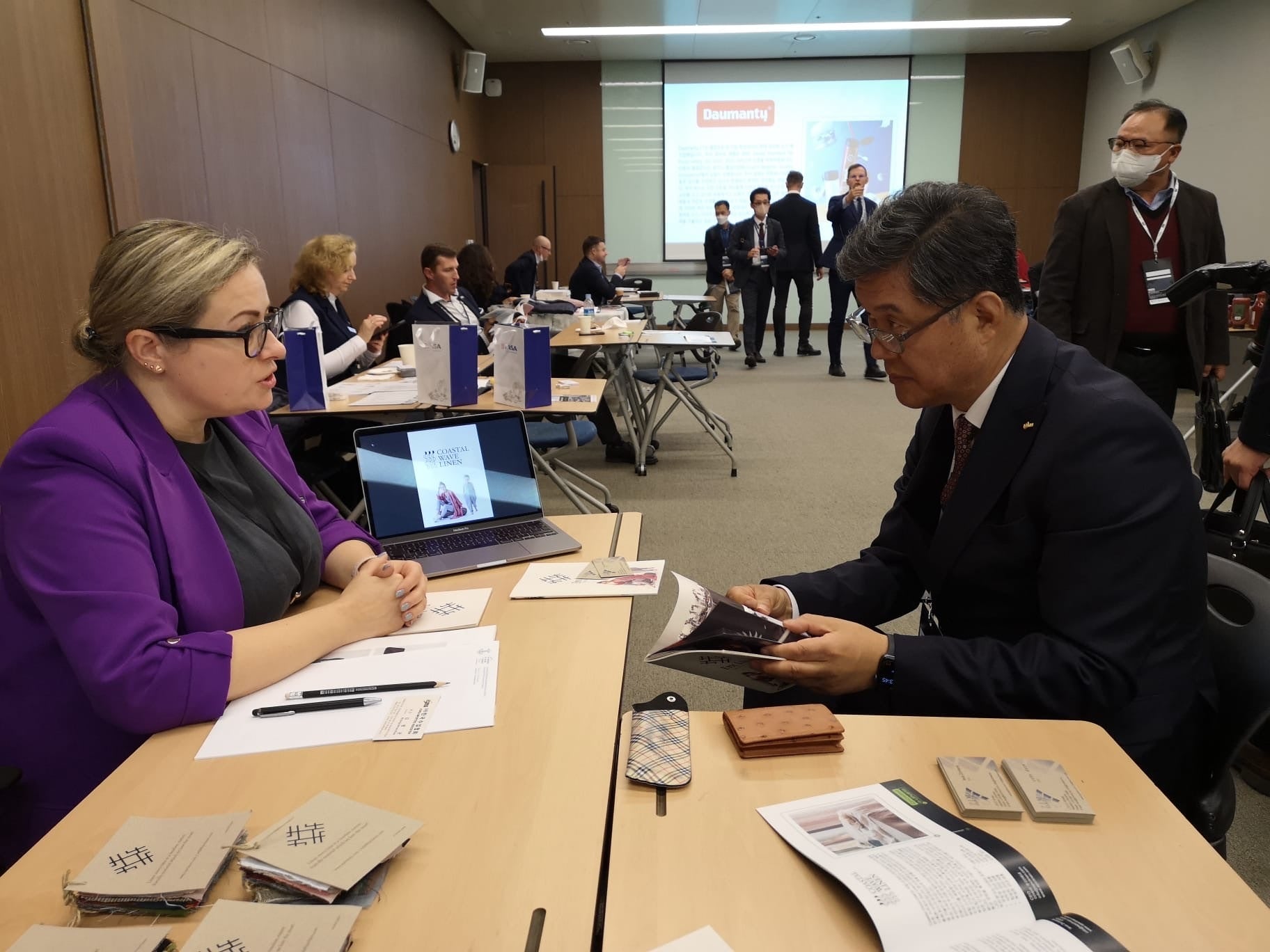 Seoul, November 2022. Wholesaler exhibition events, premium linen wholesale, Lithuanian quality linen, high-quality linen exhibitions, luxury linen trade shows, Lithuanian linen supplier, wholesale linen events, top linen exhibitors, B2B linen trade shows, Lithuanian linen manufacturers