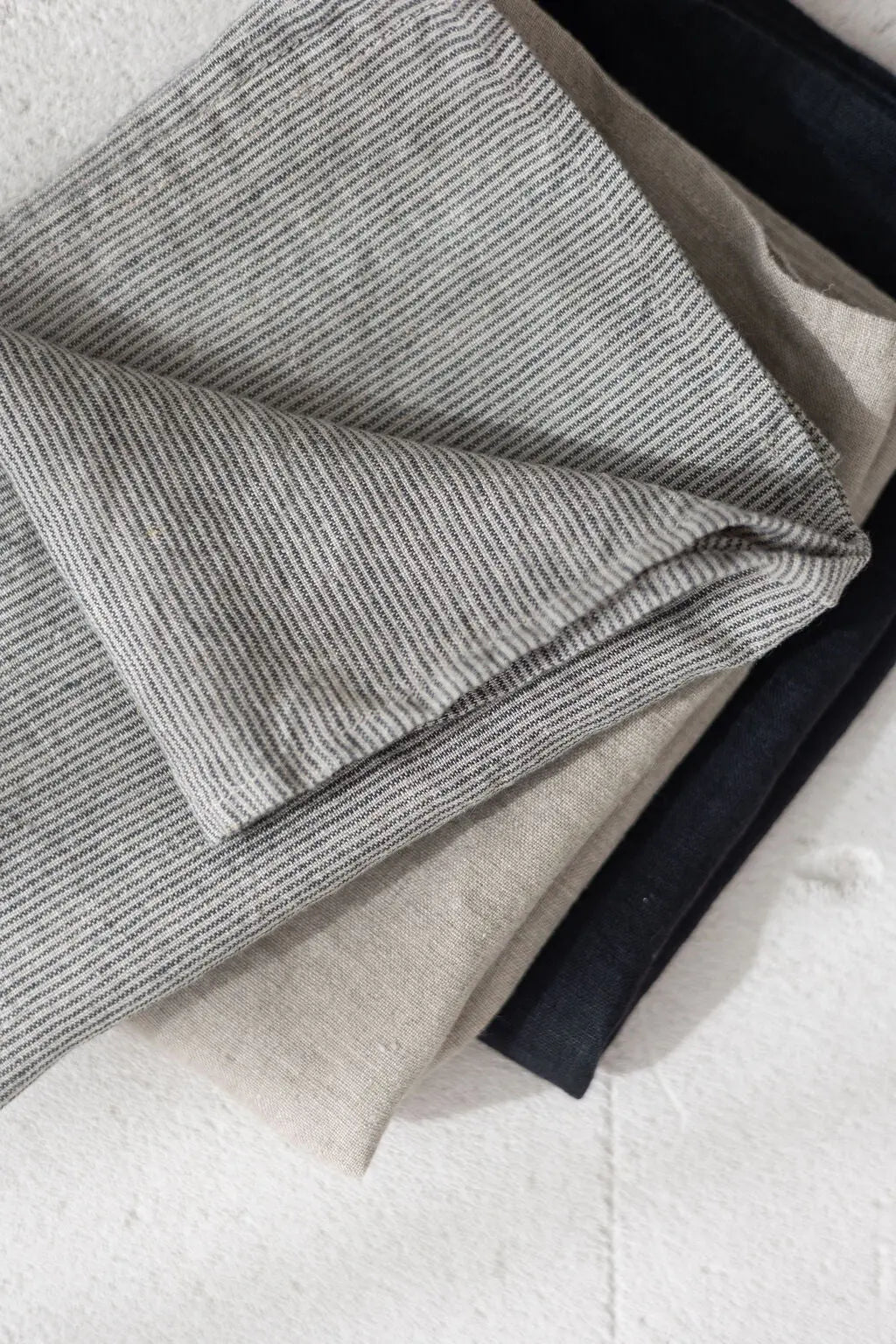 Stonewashed Linen Kitchen Tea Towels Set of 3; 2 Plain + 1 Pattern Epic Linen