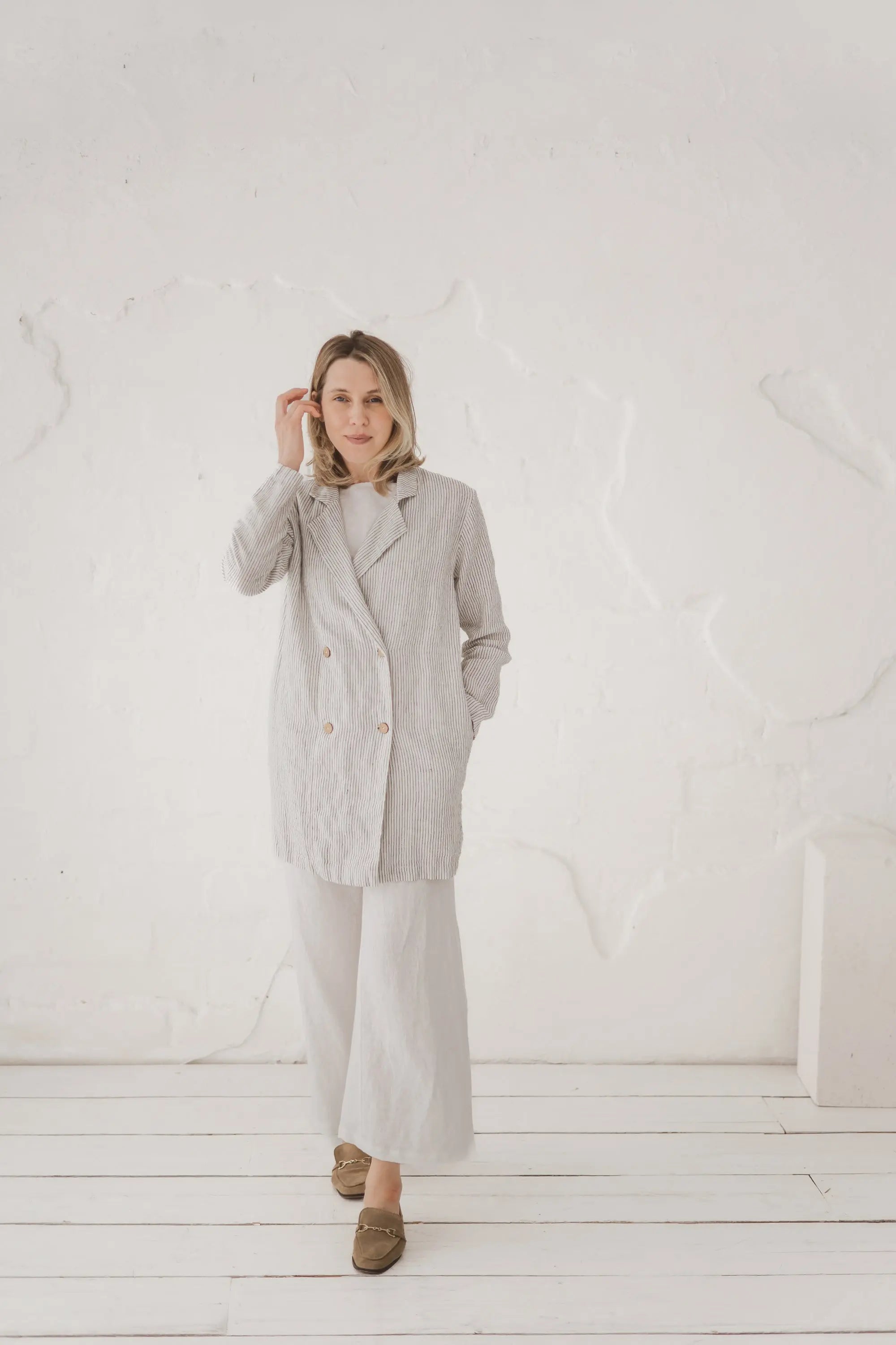 Double-Breasted Longline Linen Blazer