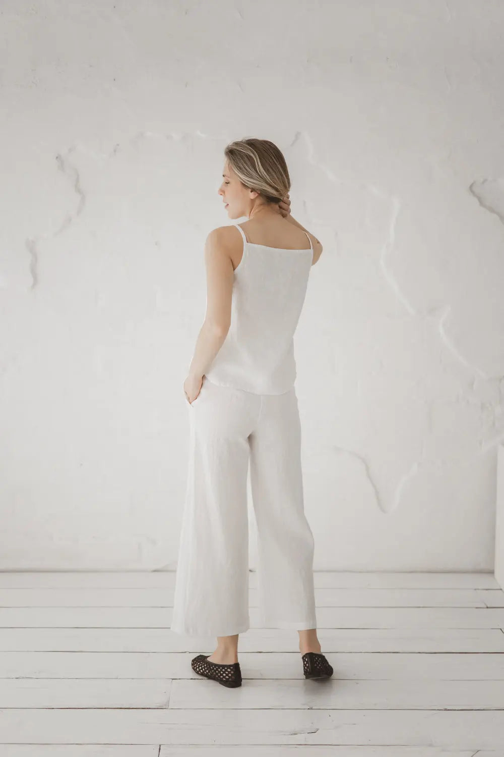 Mid-Waist Linen Culottes – Lightweight Everyday Trousers
