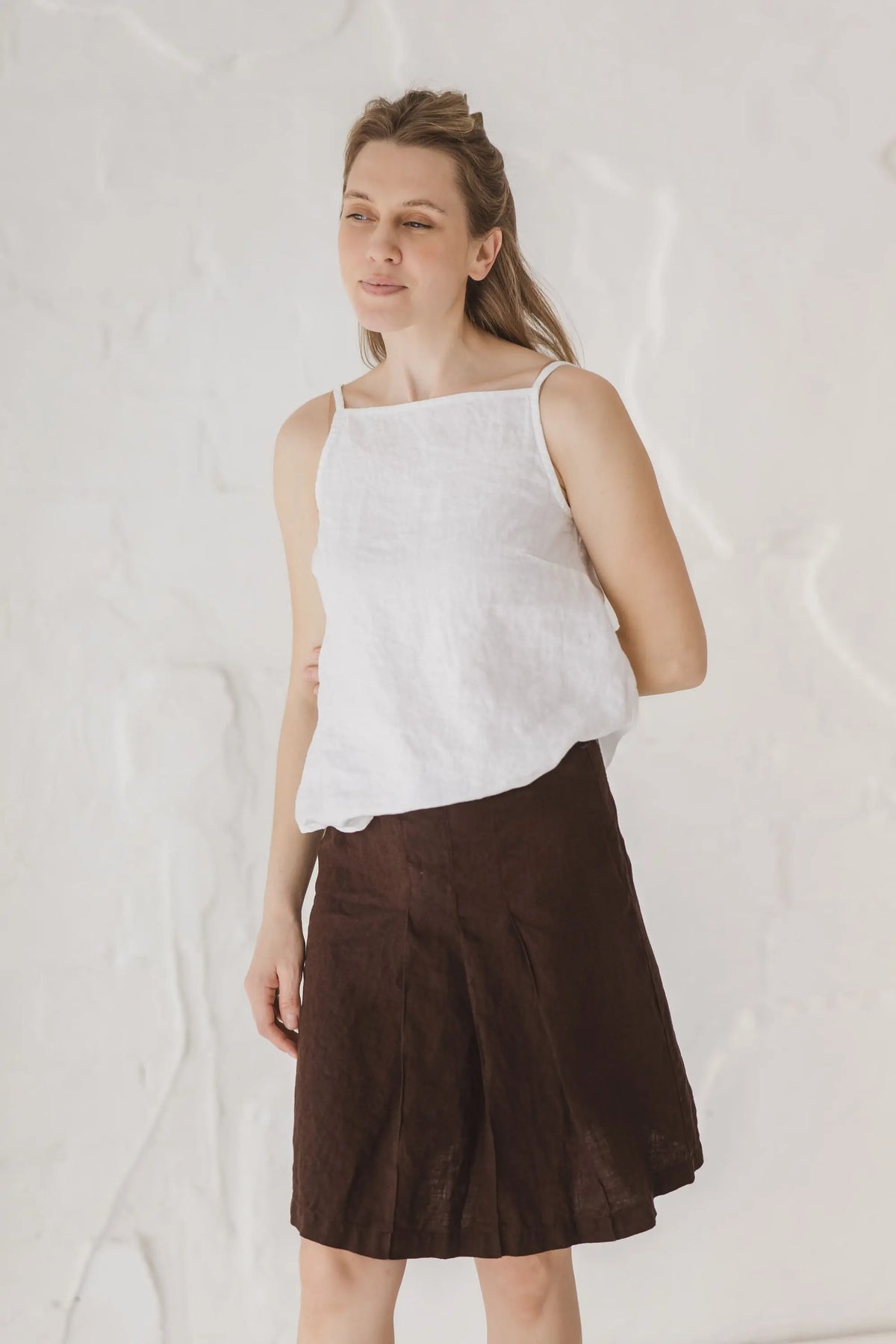 Knee-Length Pleated Linen Skirt - Penelope Epic Linen