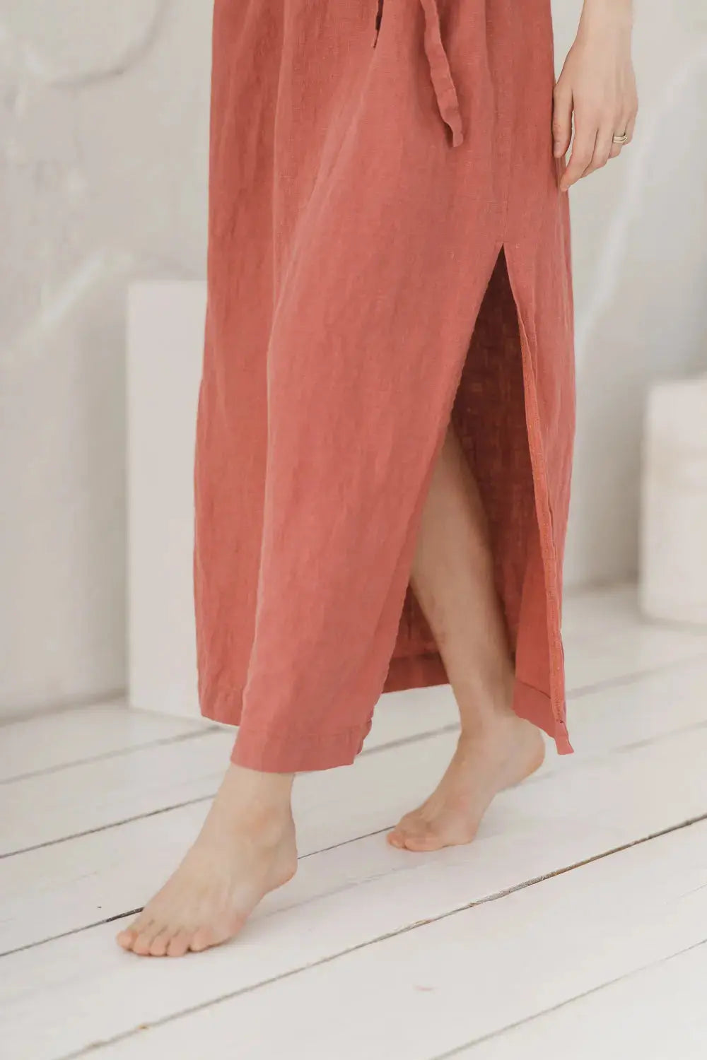 Epic Linen linen kaftan maxi dress, side slit detail