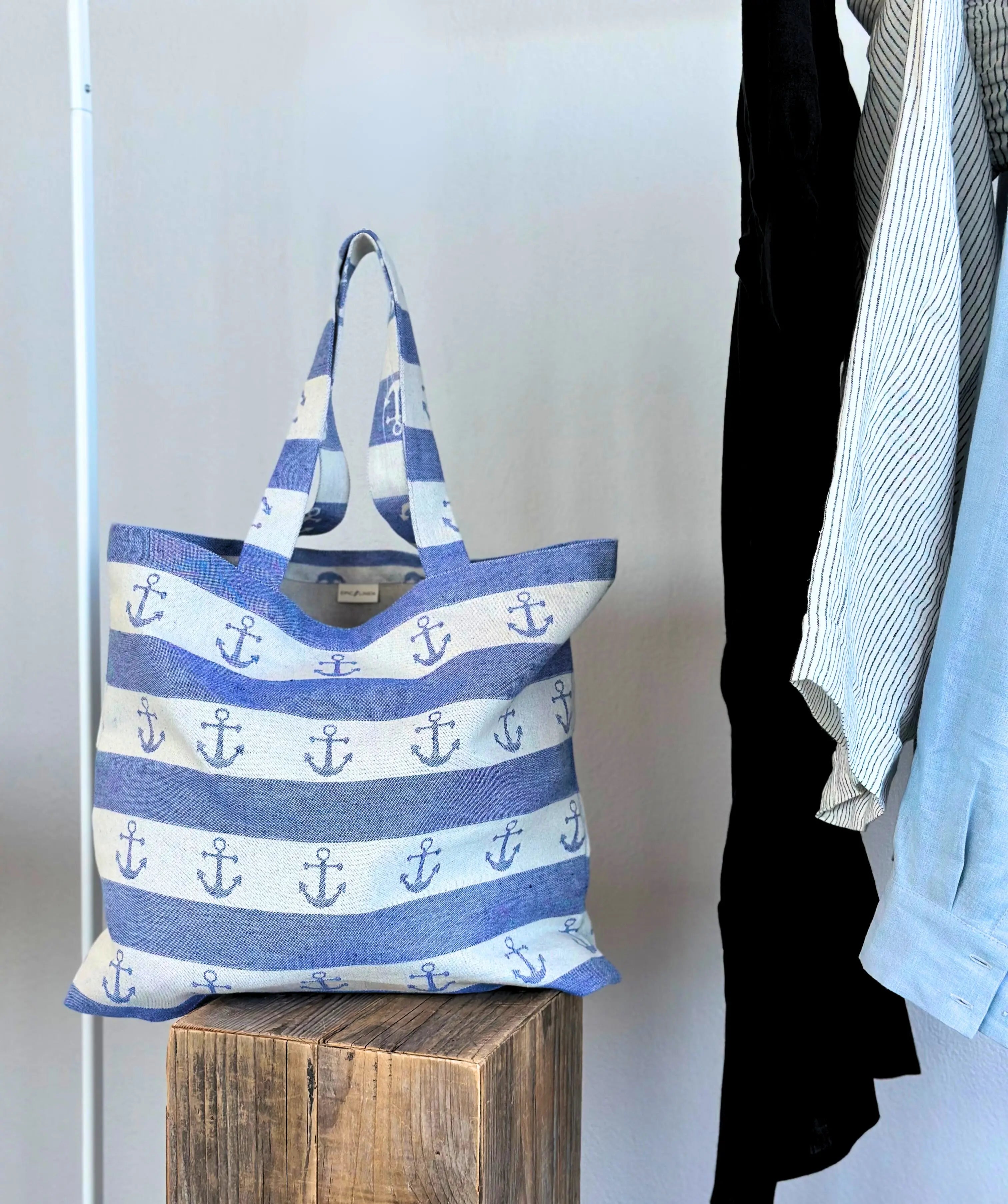 LIMITED EDITION Linen Maxi Anchor Beach Bag in Blue Epic Linen