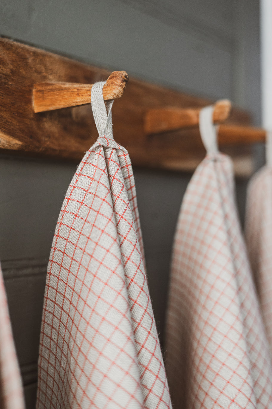 100 % Pure Linen Kitchen Tea Towels Set of 2 In Natural Small Red Checks Epic Linen