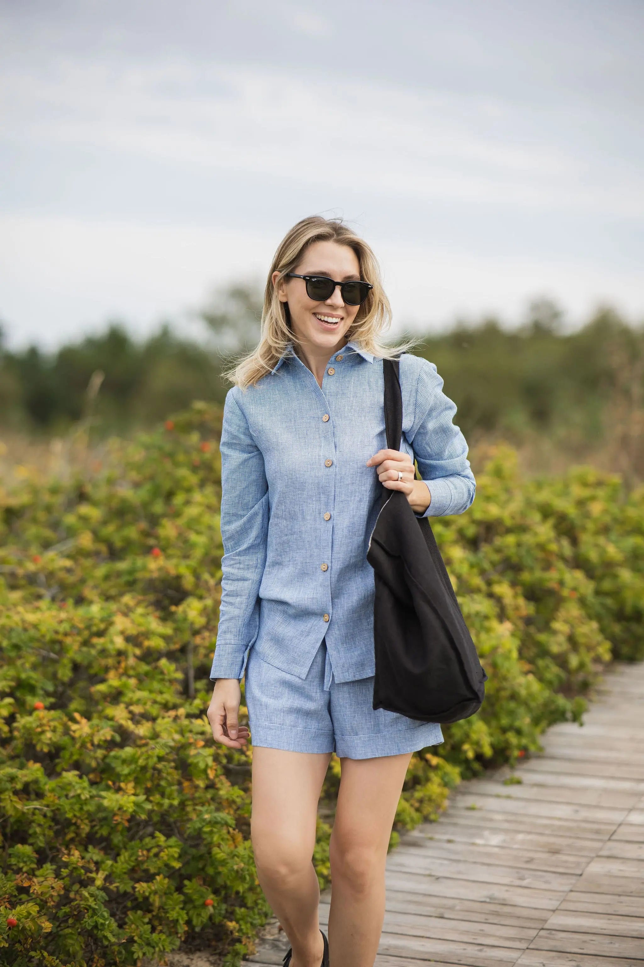 Classic Linen Collar Shirt Goose Steps