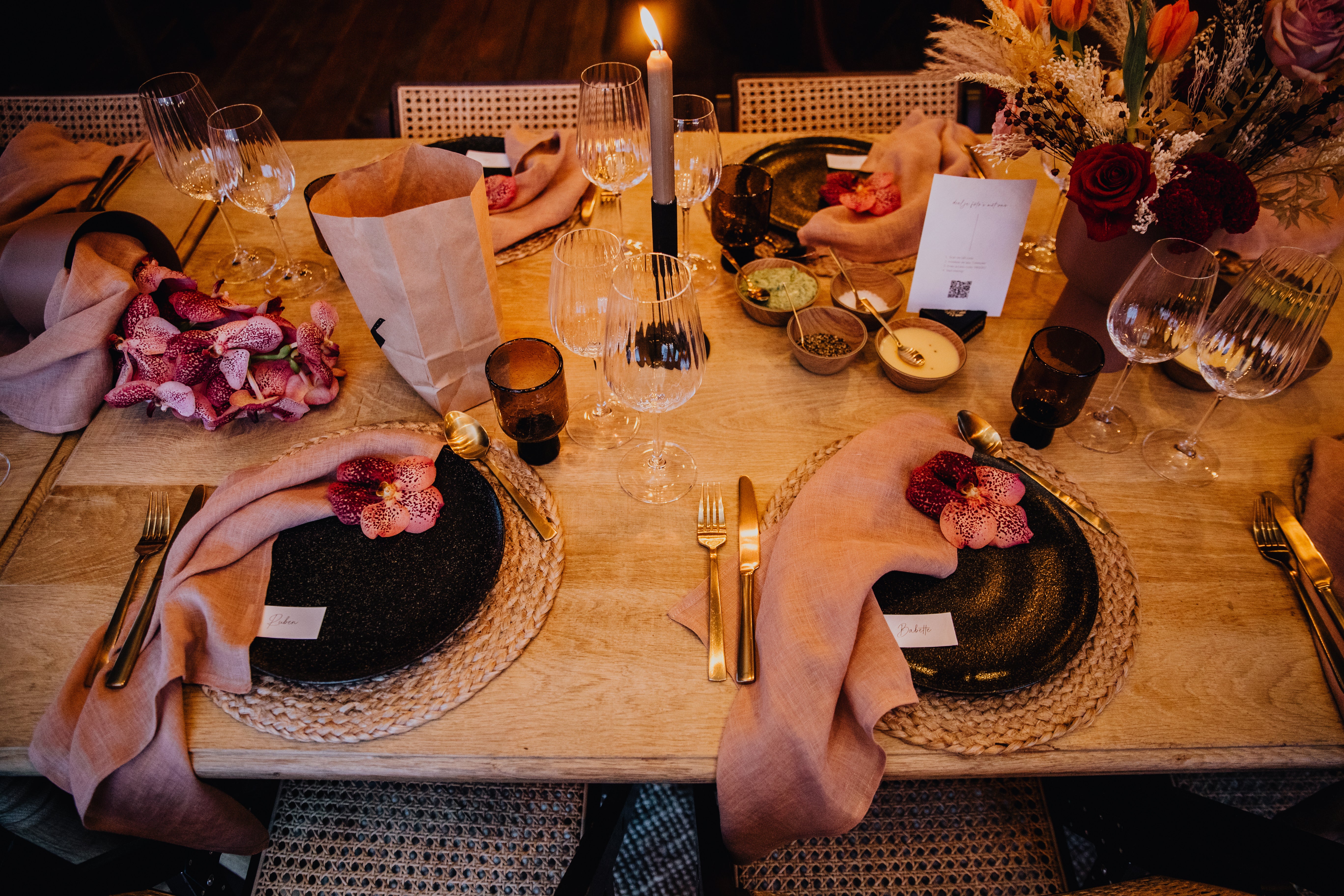EU table linen, European table linen wholesale, high-quality table linens EU, linen tablecloths Europe, luxury table linens wholesale EU, eco-friendly table linens Europe, European linen tableware, EU-made table linens, stylish table linens EU, premium table linens Europe