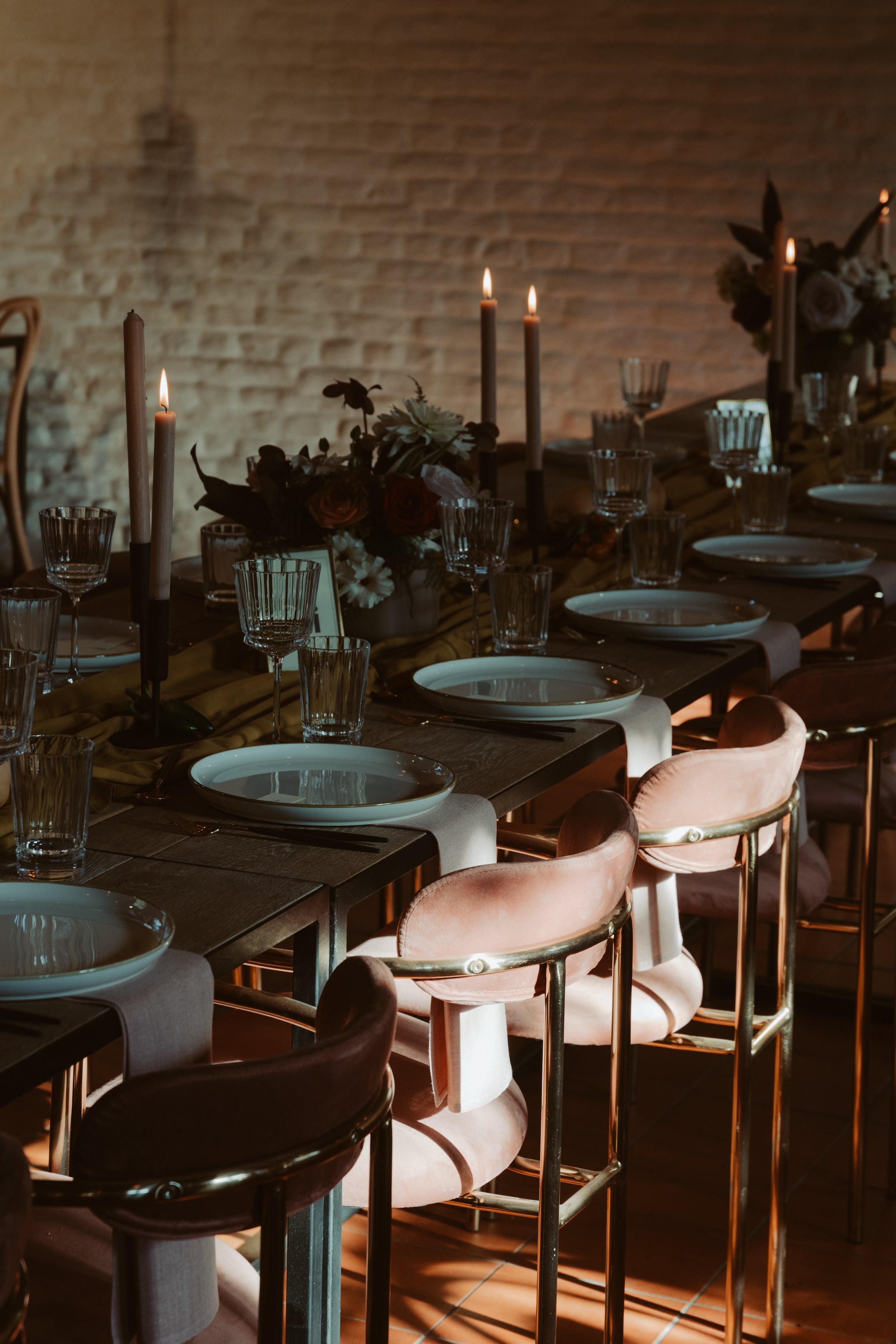 EU table linen, European table linen wholesale, high-quality table linens EU, linen tablecloths Europe, luxury table linens wholesale EU, eco-friendly table linens Europe, European linen tableware, EU-made table linens, stylish table linens EU, premium table linens Europe