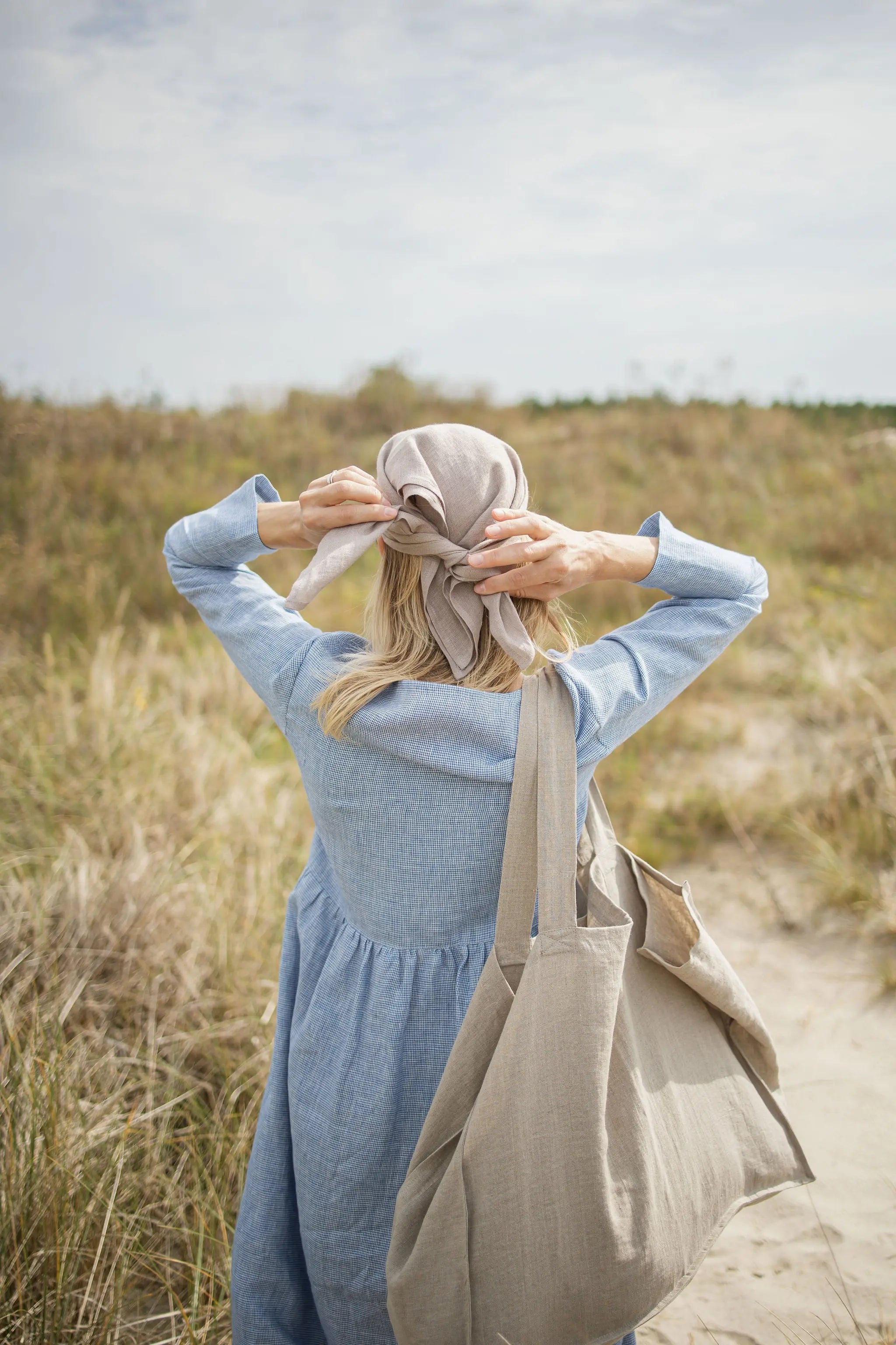 Linen Triangle Headscarf – Classic Linen