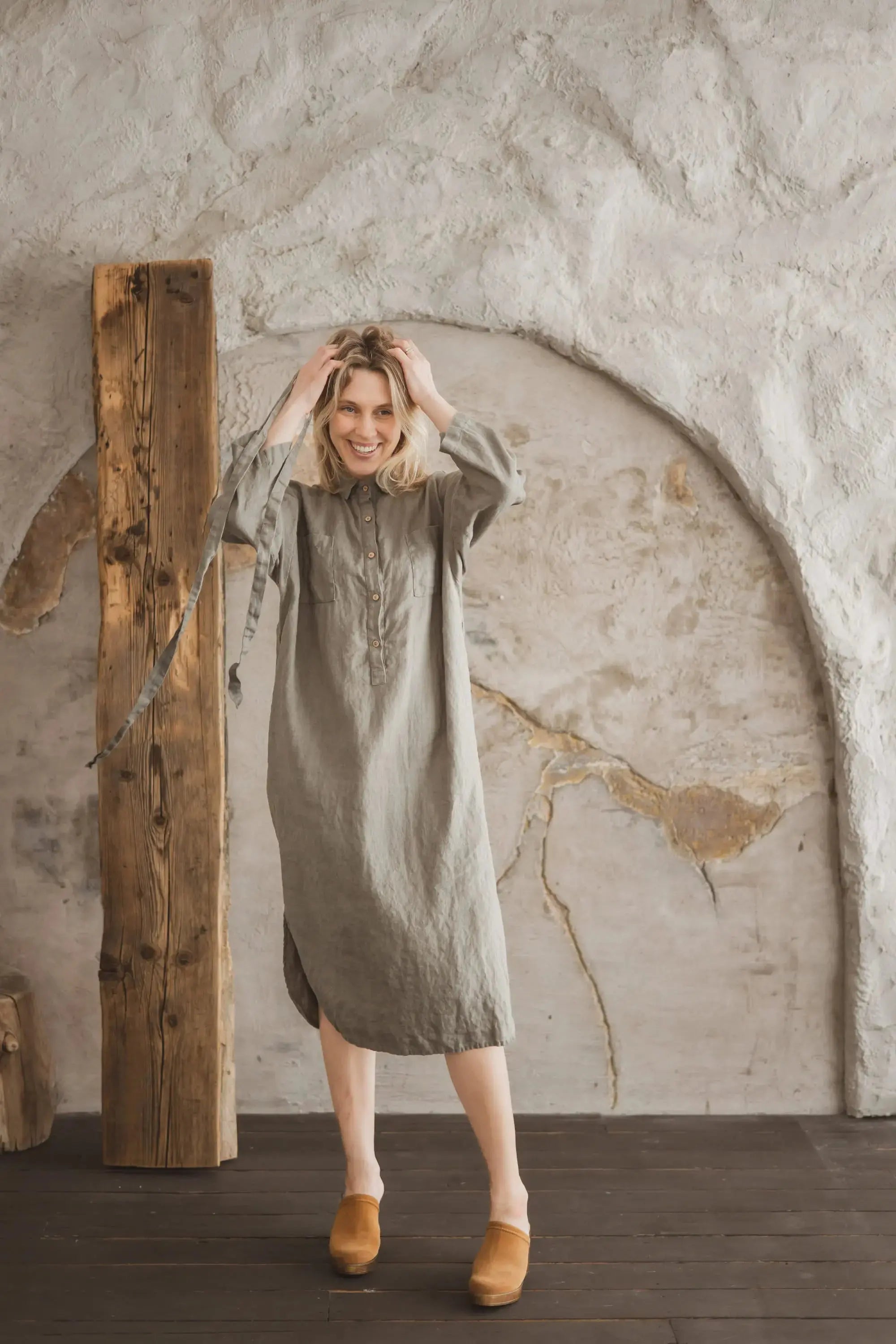 Full look of the Linen Belted Portofino Shirt Dress with tie belt 605