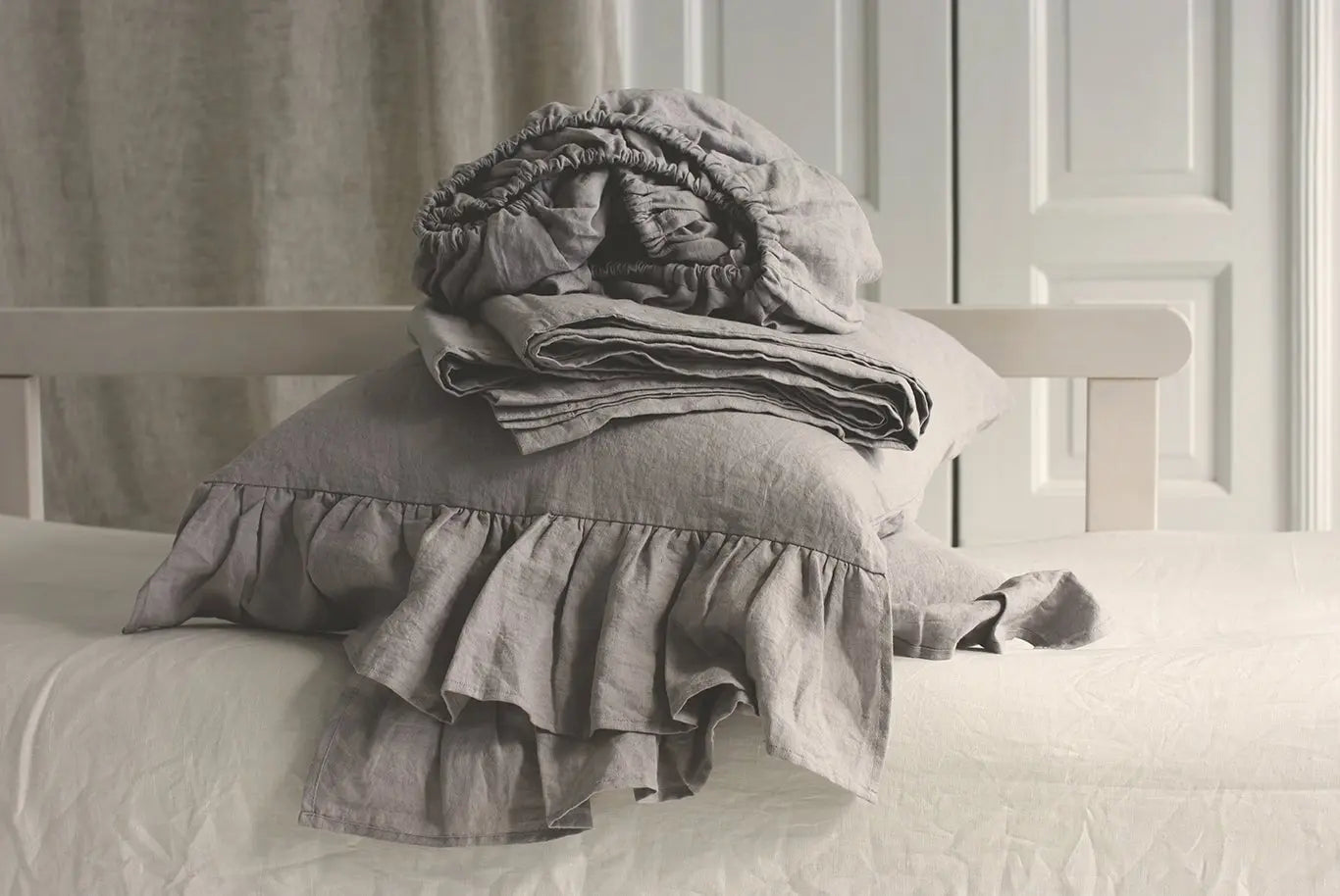 Linen Sheet Set with One Side Ruffled Pillowcases - Epic Linen luxury linen