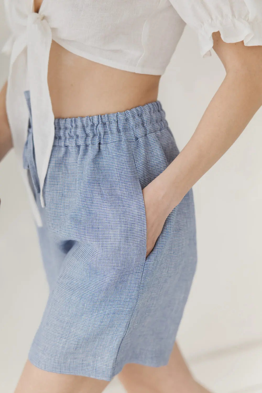 Linen Shorts – Relaxed Fit with Elastic Waist