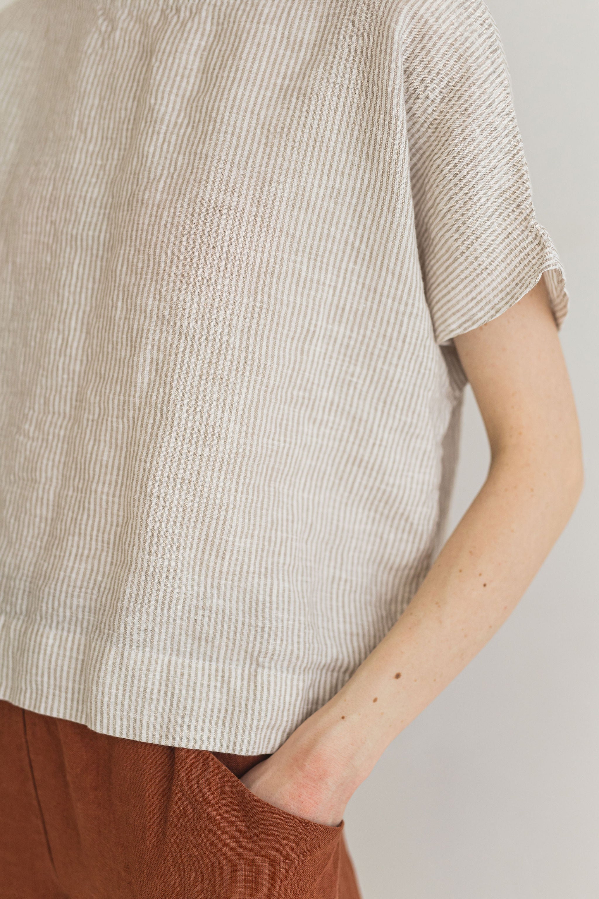 Summer Basic Top Epic Linen