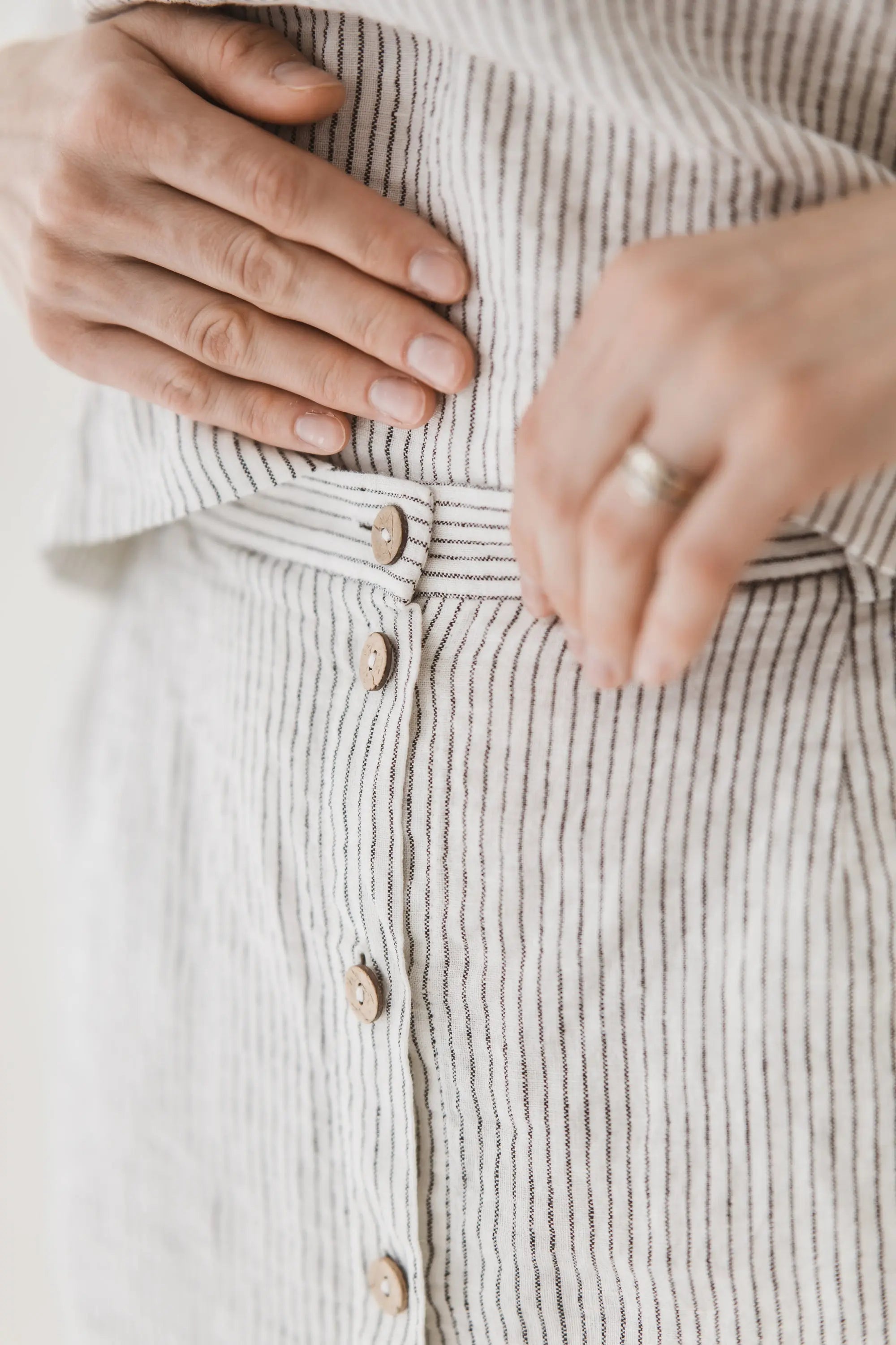 Linen Front-Button Skirt - Stella