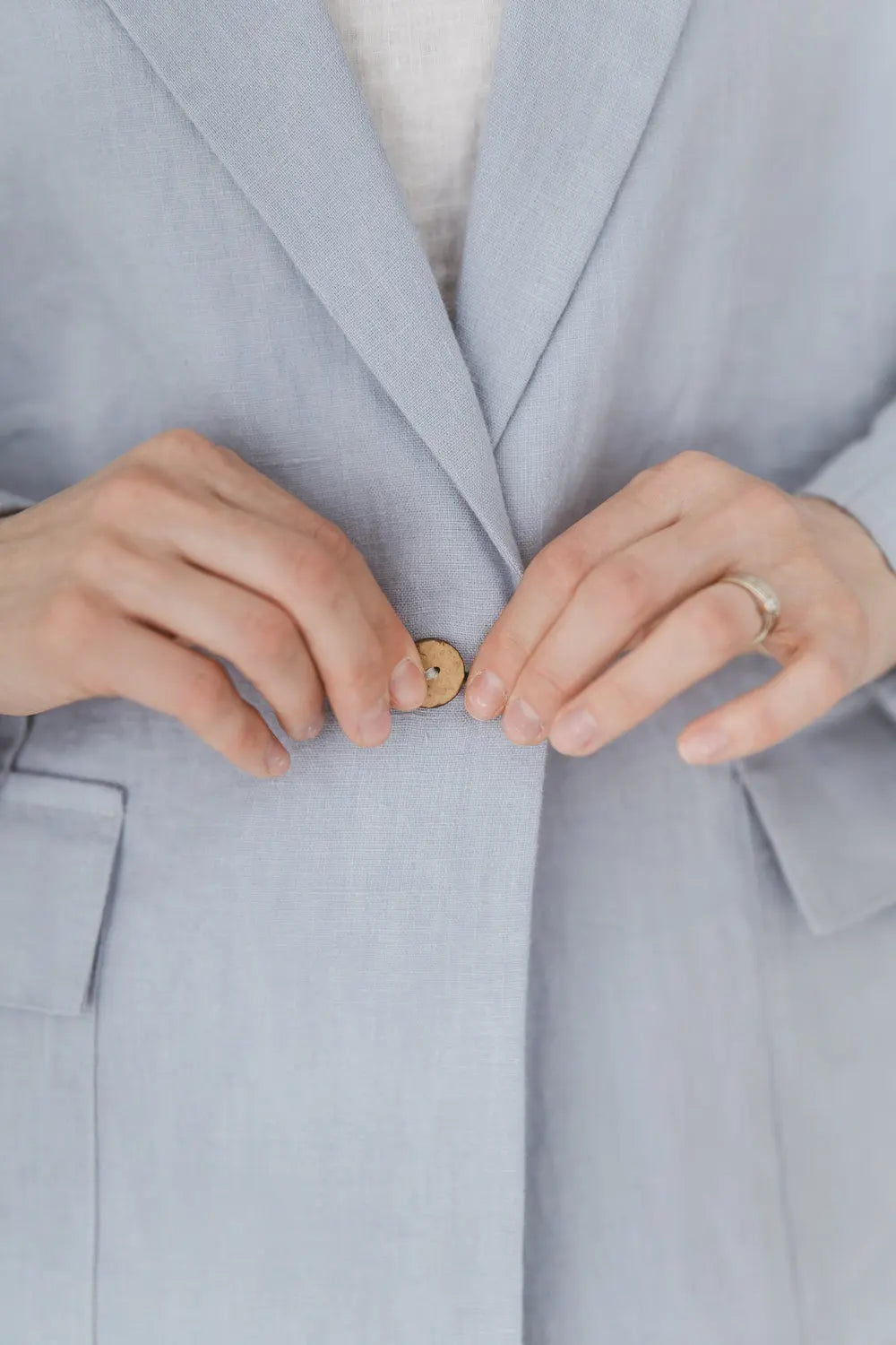 Minimalist Oversized Linen Blazer