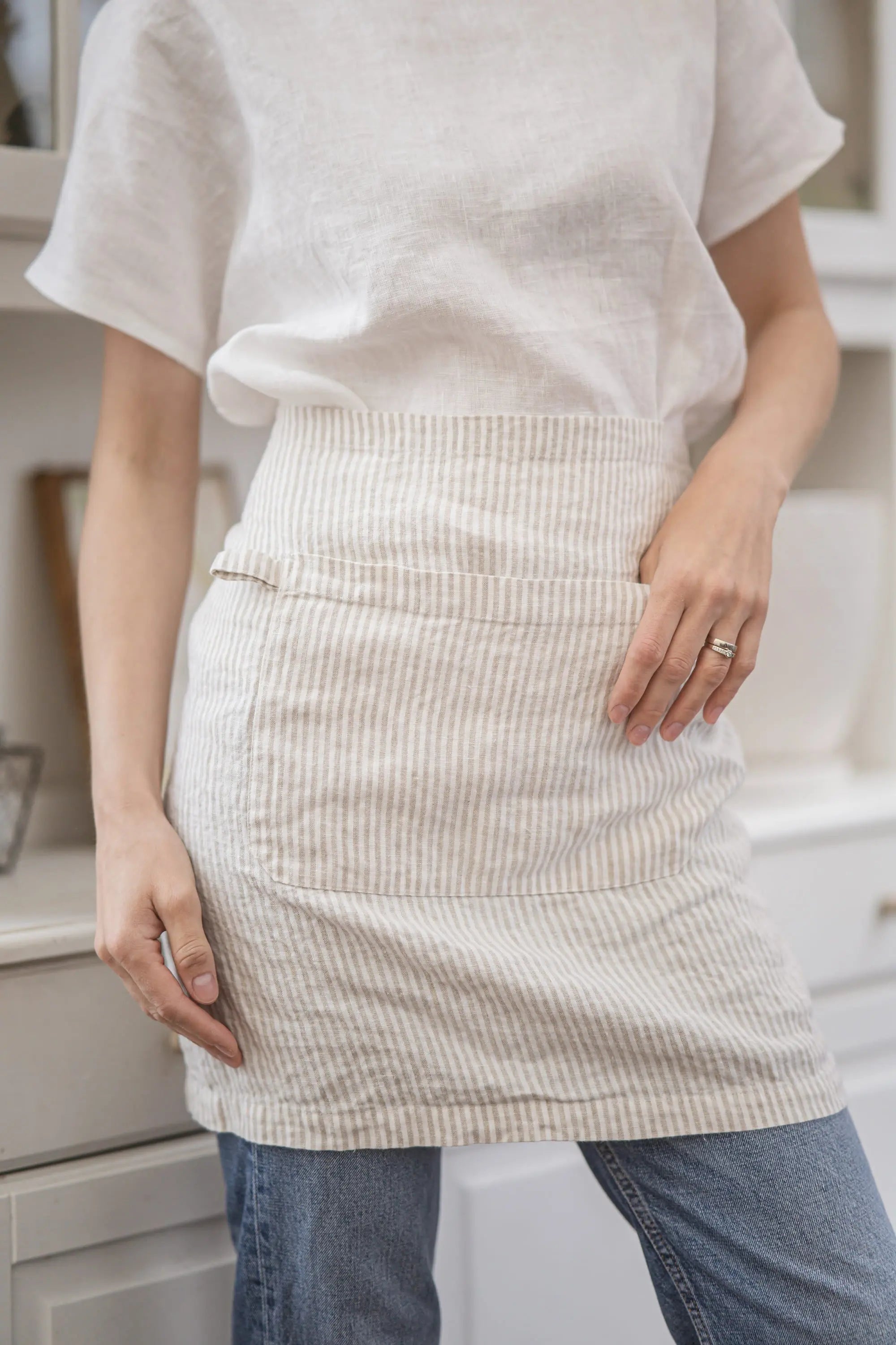 Patterned Linen Half Apron with Pockets