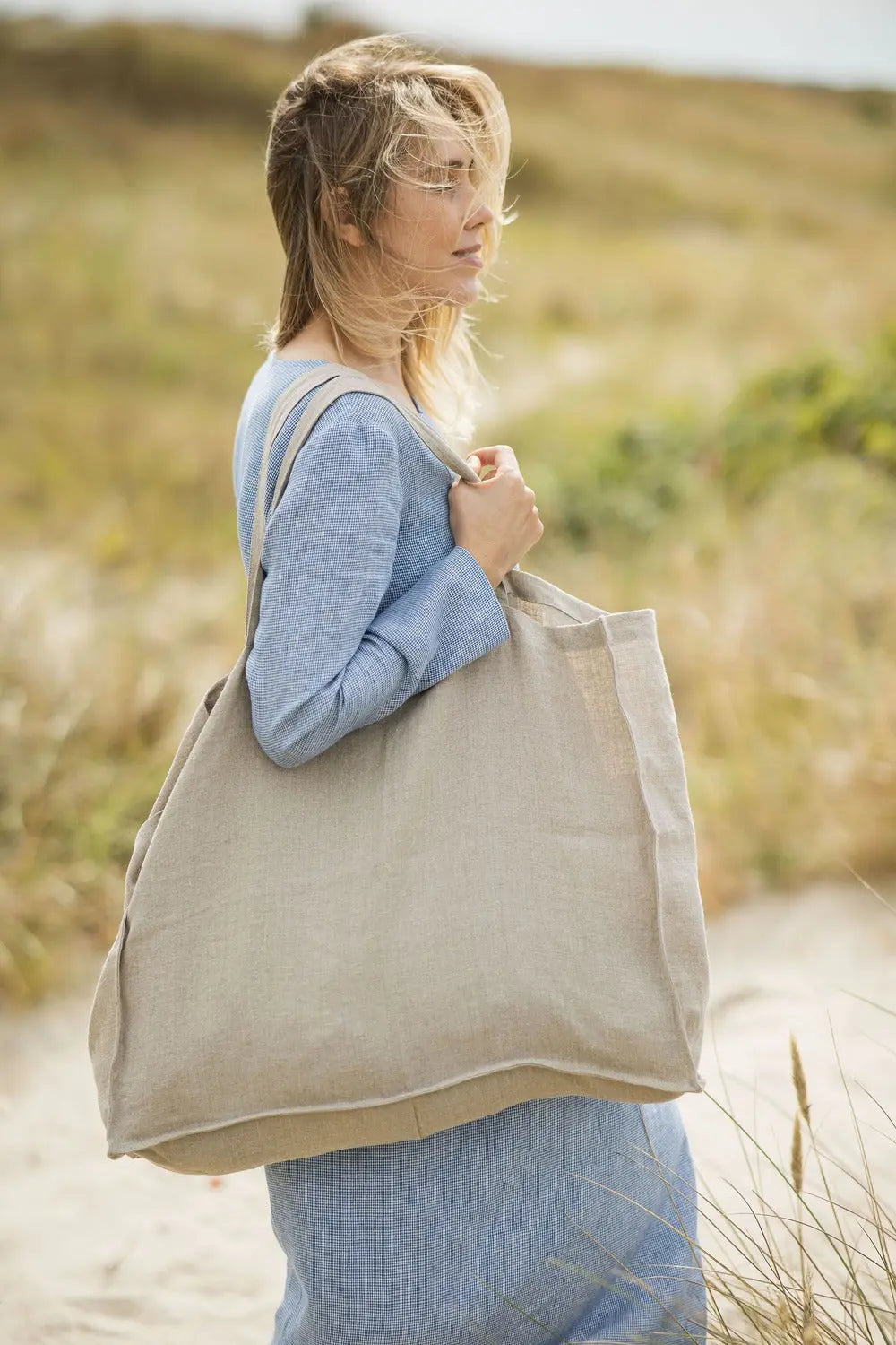 Light Linen Beach Bag – Soft Tote