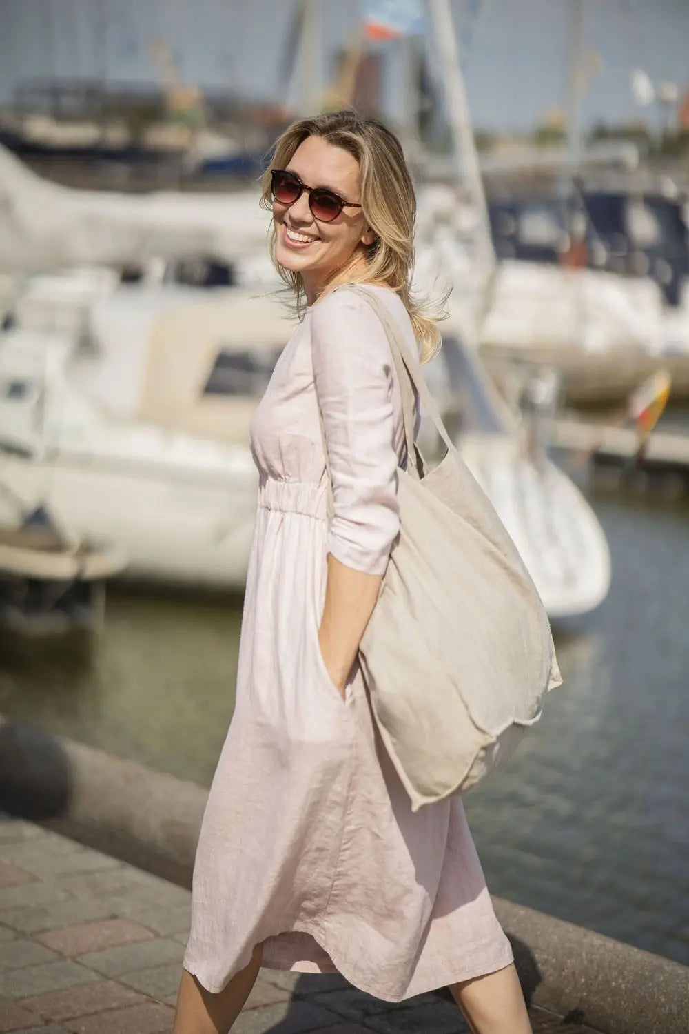 Light Linen Beach Bag – Soft Tote