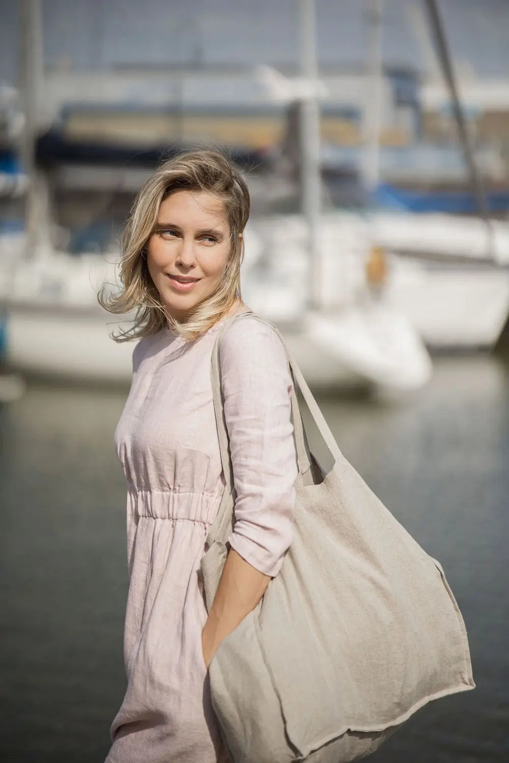 Light Linen Beach Bag – Soft Tote