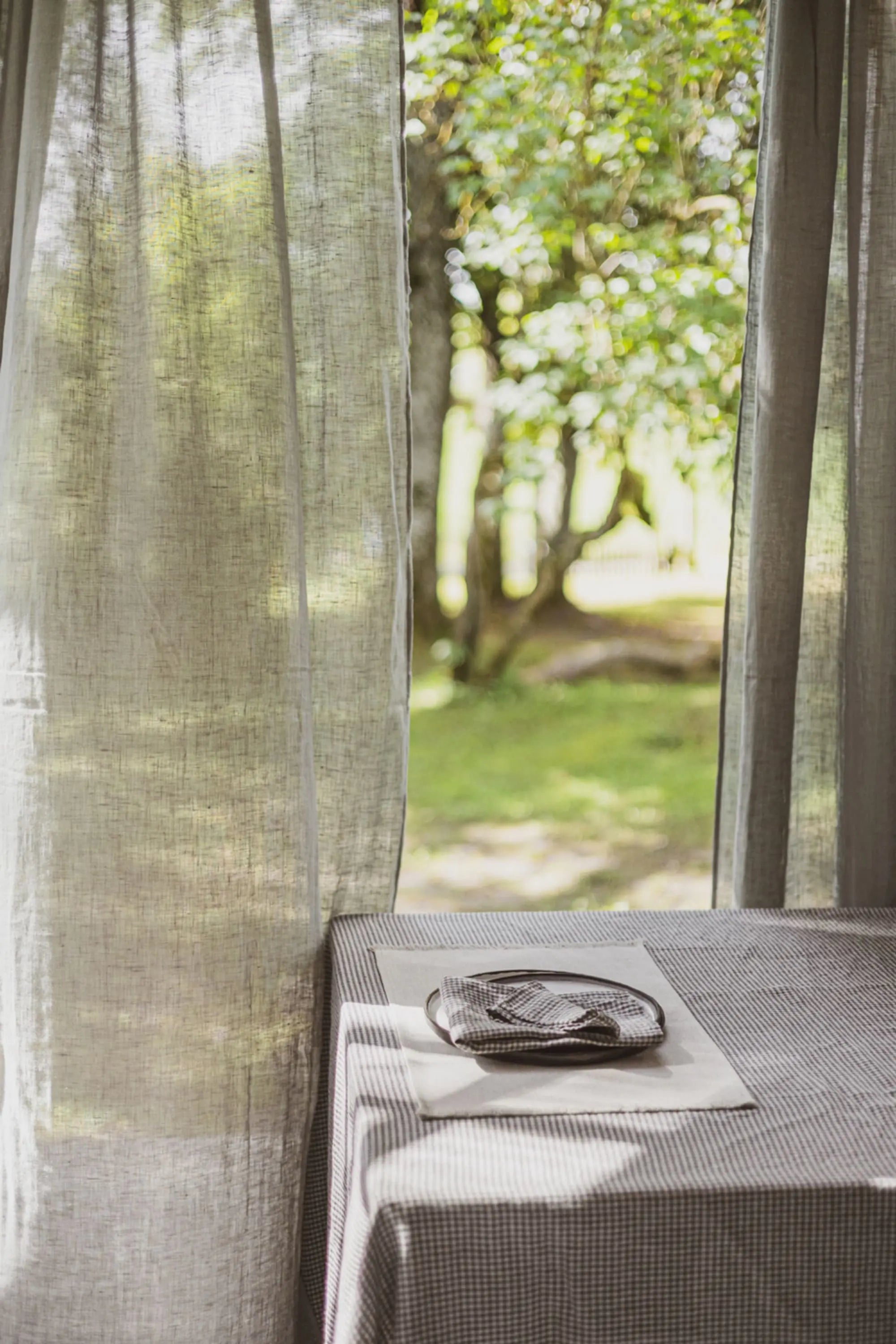 Natural Stonewashed Small Gray Checks Linen Tablecloth