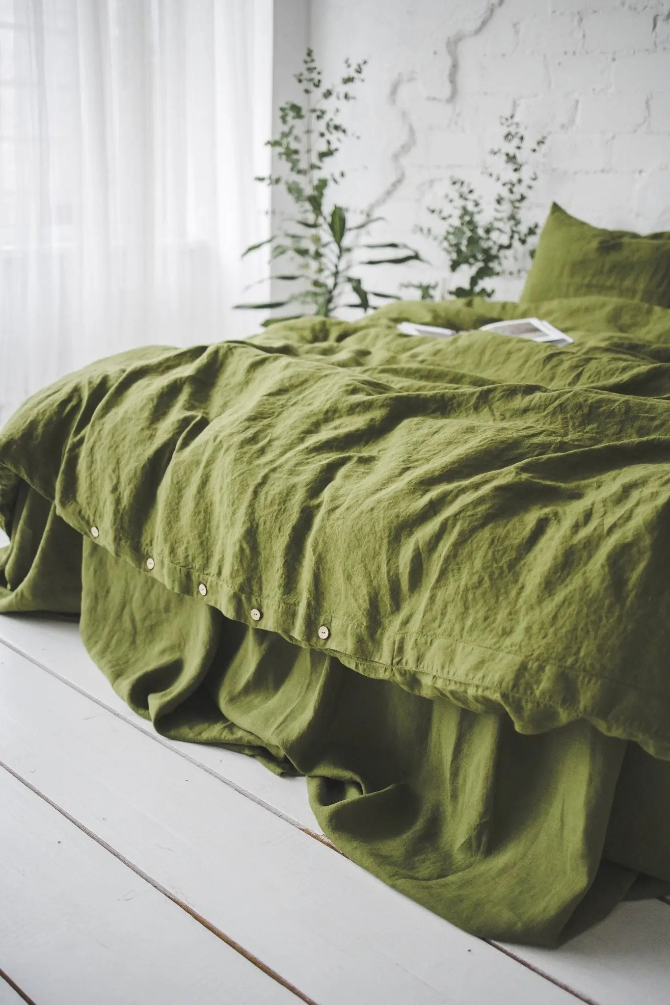 Soft Linen Duvet Cover in Green Moss - Epic Linen luxury linen